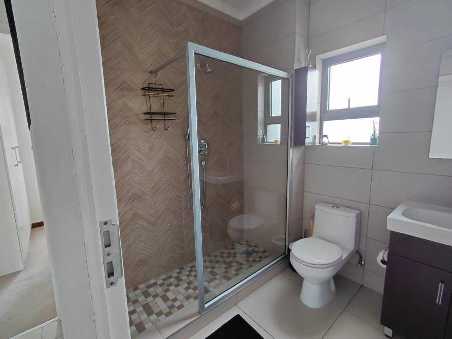 To Let 2 Bedroom Property for Rent in Fourways Gauteng