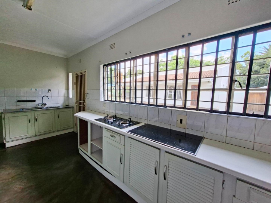 4 Bedroom Property for Sale in Woodmead Gauteng