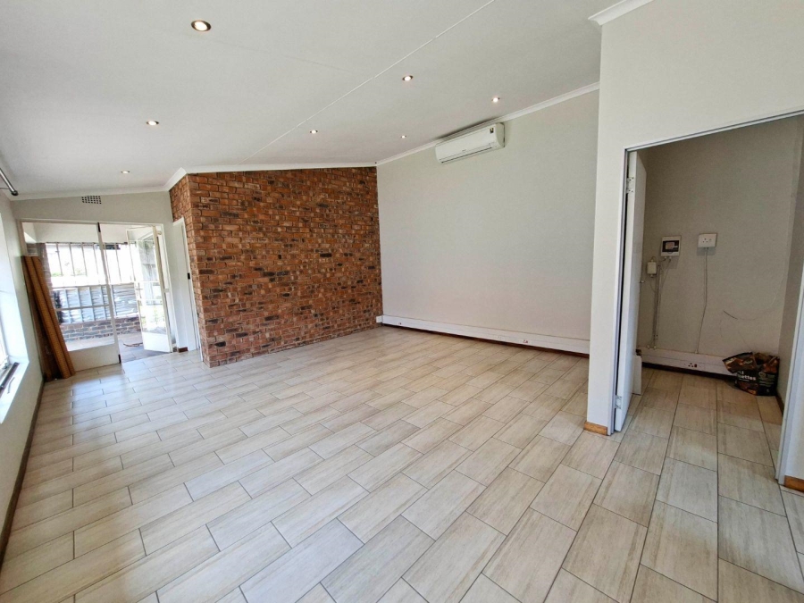 4 Bedroom Property for Sale in Woodmead Gauteng