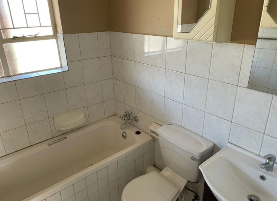2 Bedroom Property for Sale in Alberton Gauteng