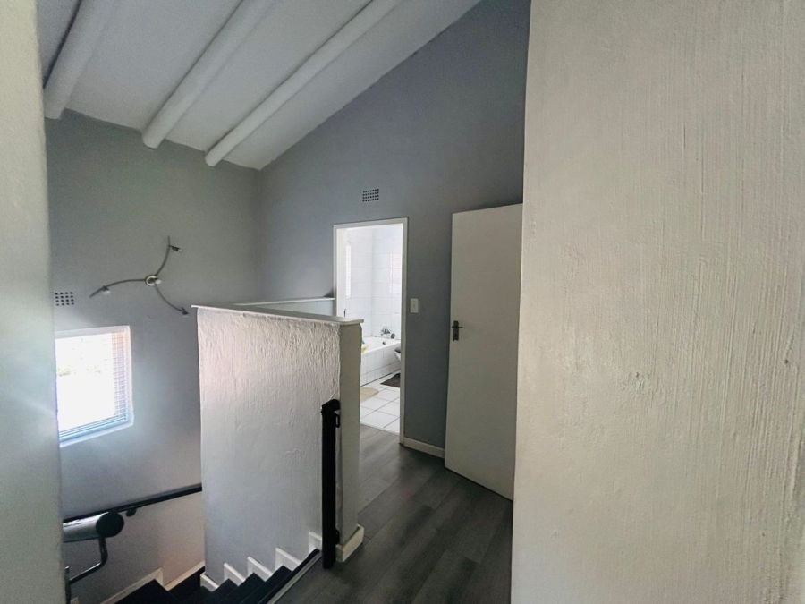 3 Bedroom Property for Sale in Edleen Gauteng