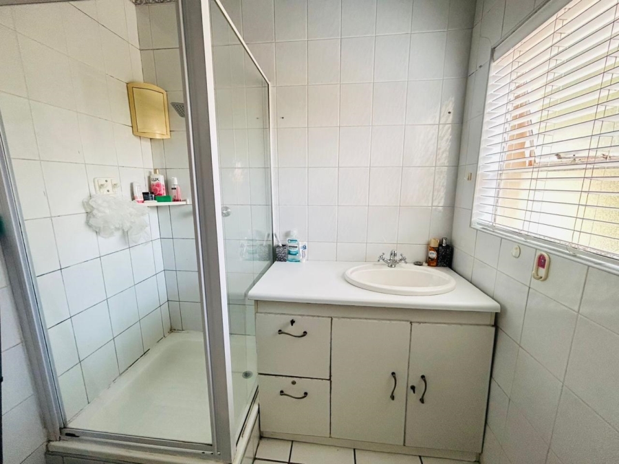 3 Bedroom Property for Sale in Edleen Gauteng