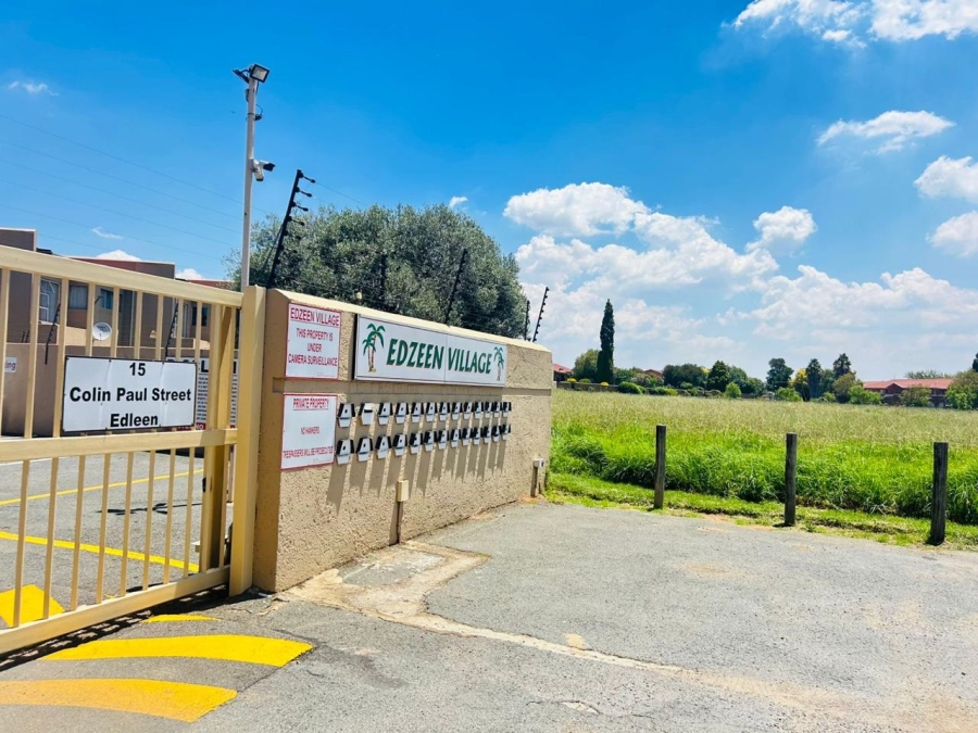 3 Bedroom Property for Sale in Edleen Gauteng