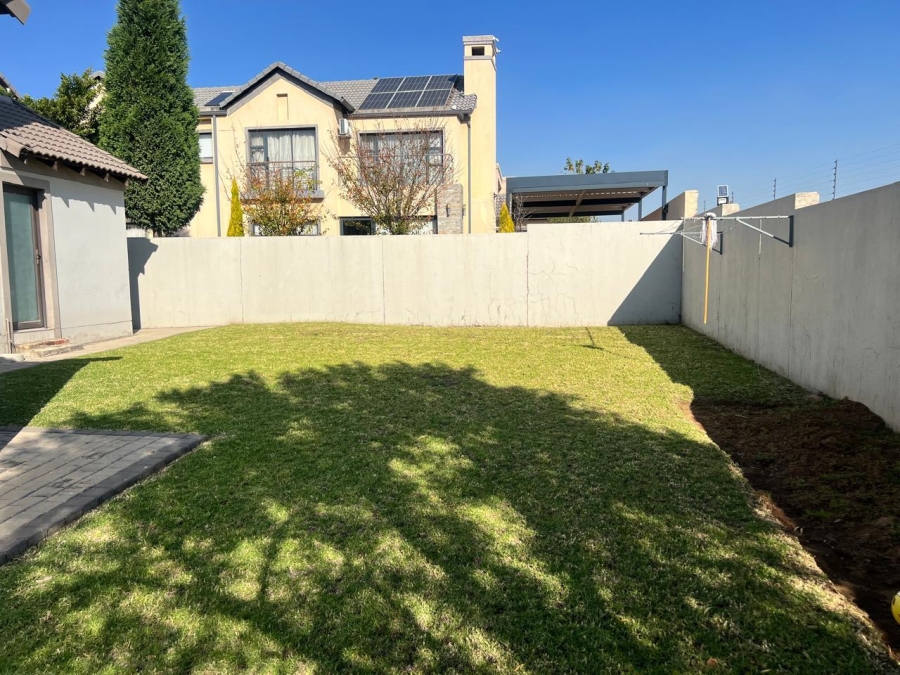 3 Bedroom Property for Sale in Blue Valley Golf Estate Gauteng
