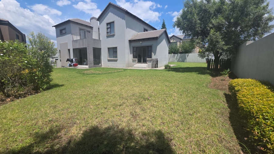 3 Bedroom Property for Sale in Blue Valley Golf Estate Gauteng