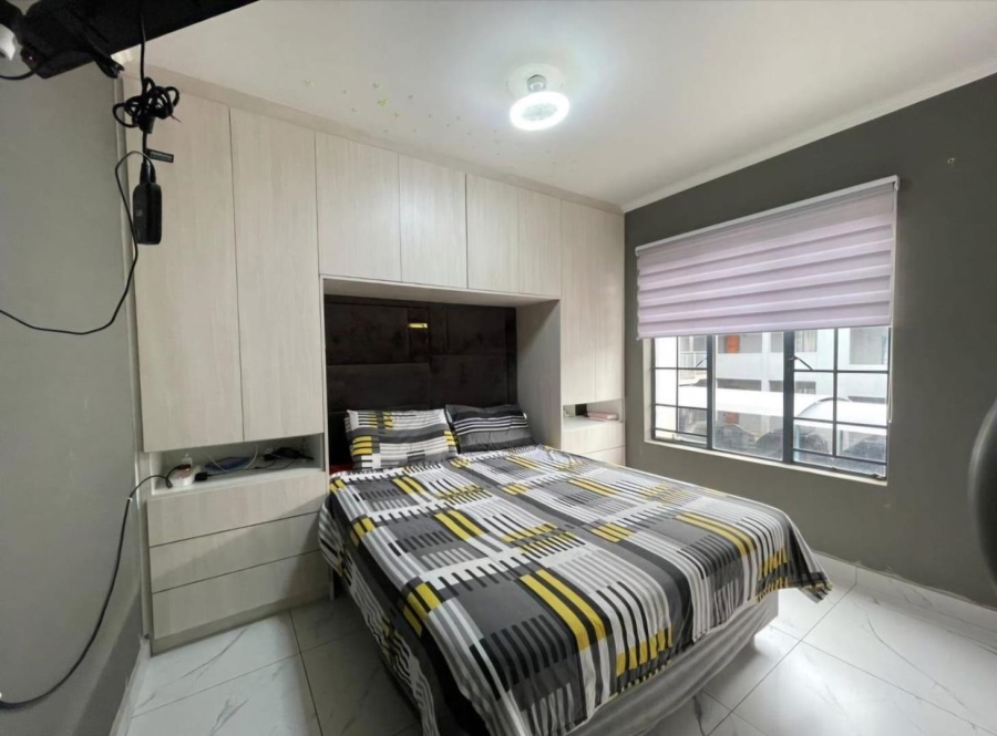 2 Bedroom Property for Sale in Noordwyk Gauteng