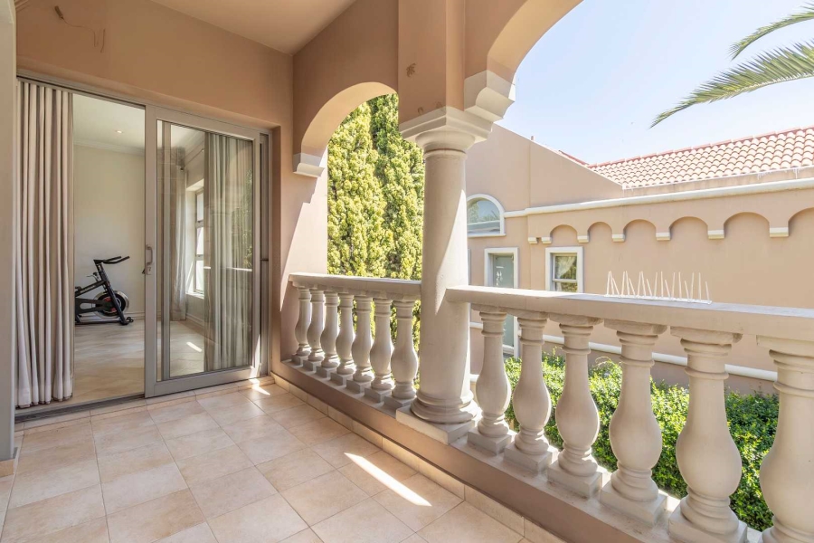 2 Bedroom Property for Sale in Dunkeld West Gauteng