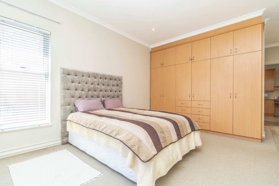 2 Bedroom Property for Sale in Dunkeld West Gauteng