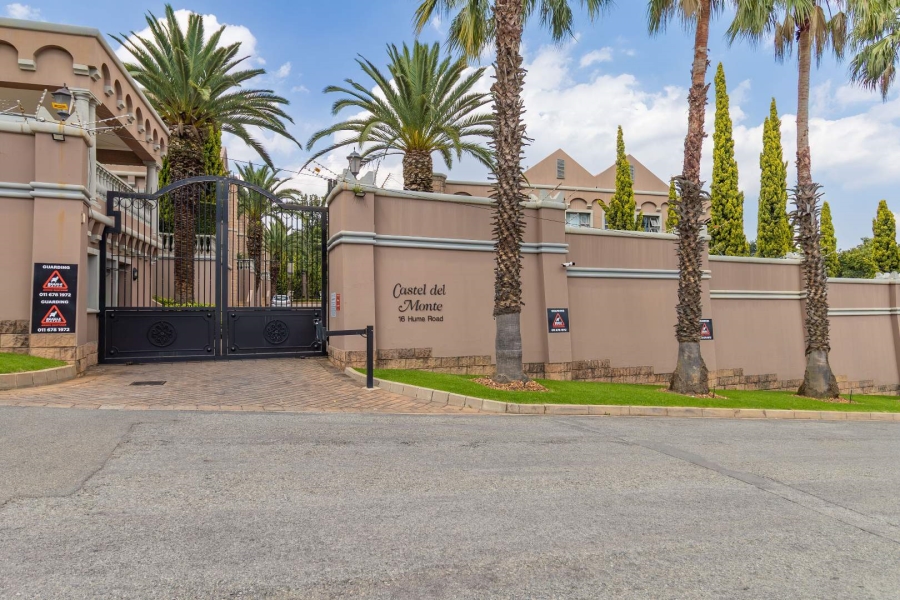 2 Bedroom Property for Sale in Dunkeld West Gauteng