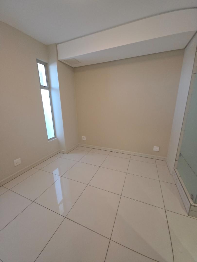 To Let 2 Bedroom Property for Rent in Rosebank Gauteng