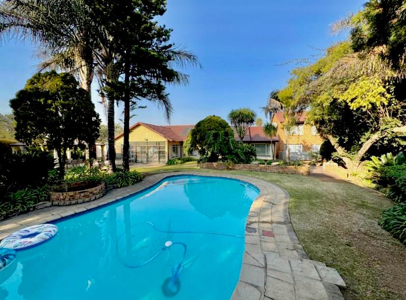 4 Bedroom Property for Sale in Brackenhurst Gauteng