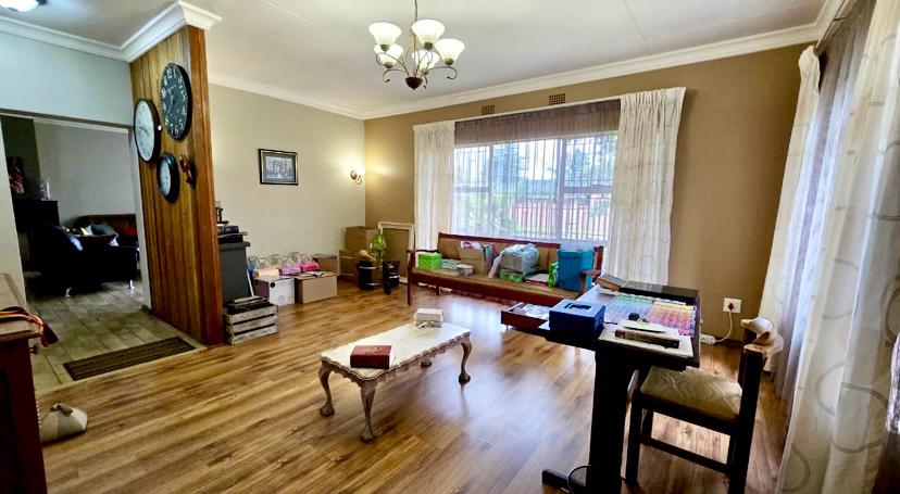 3 Bedroom Property for Sale in Brackenhurst Gauteng