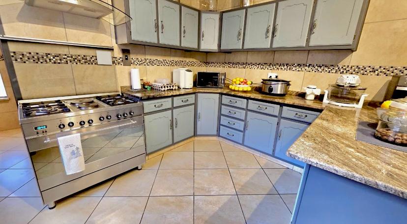 3 Bedroom Property for Sale in Brackenhurst Gauteng