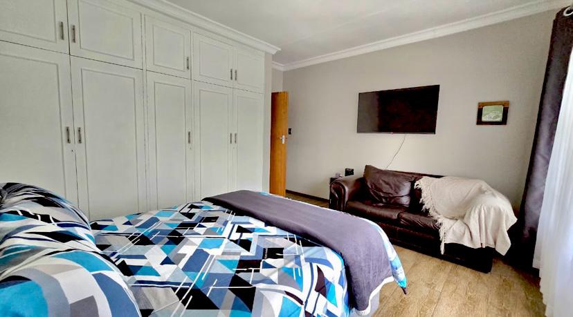 3 Bedroom Property for Sale in Brackenhurst Gauteng