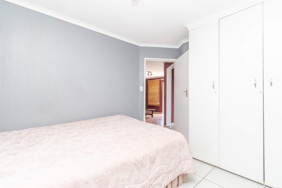 2 Bedroom Property for Sale in Sundowner Gauteng