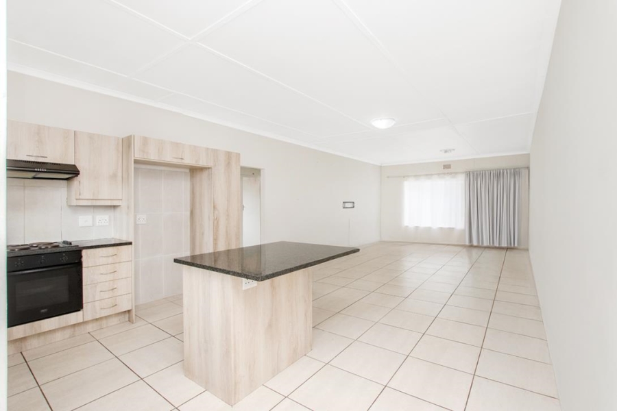 2 Bedroom Property for Sale in Floracliffe Gauteng