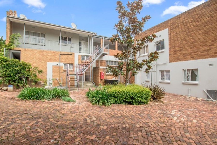 2 Bedroom Property for Sale in Floracliffe Gauteng