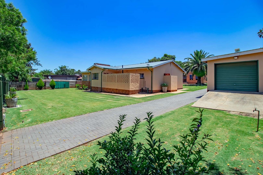 3 Bedroom Property for Sale in Valhalla Gauteng