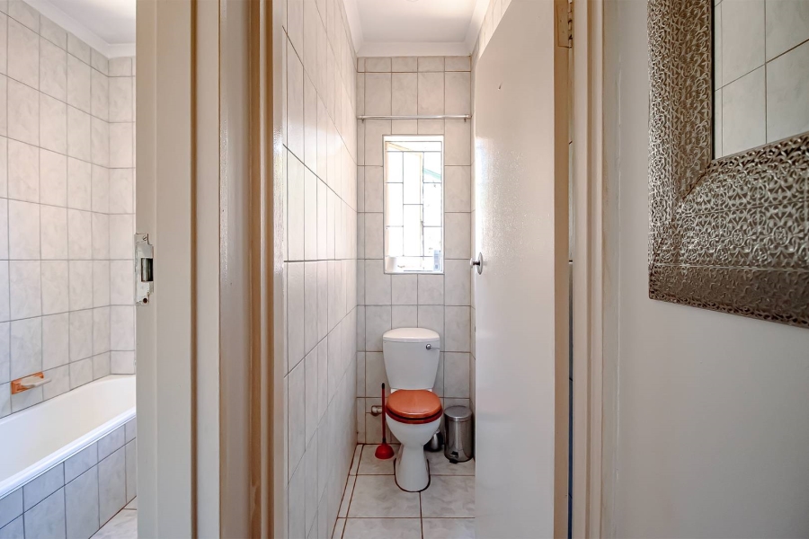 3 Bedroom Property for Sale in Valhalla Gauteng