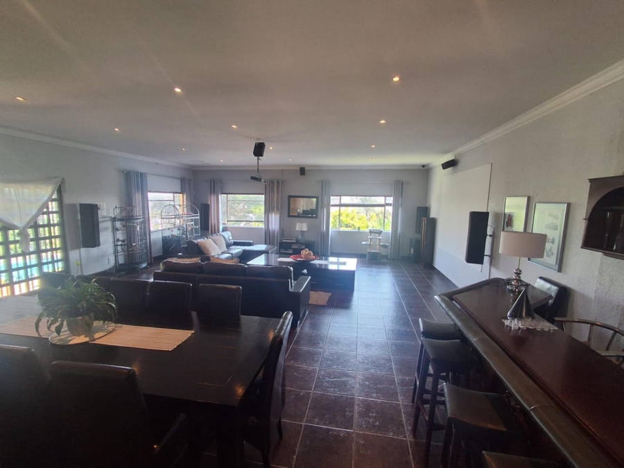 4 Bedroom Property for Sale in Glenvista Gauteng