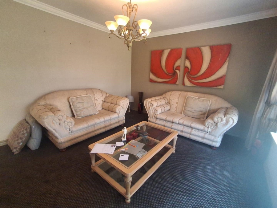 4 Bedroom Property for Sale in Glenvista Gauteng