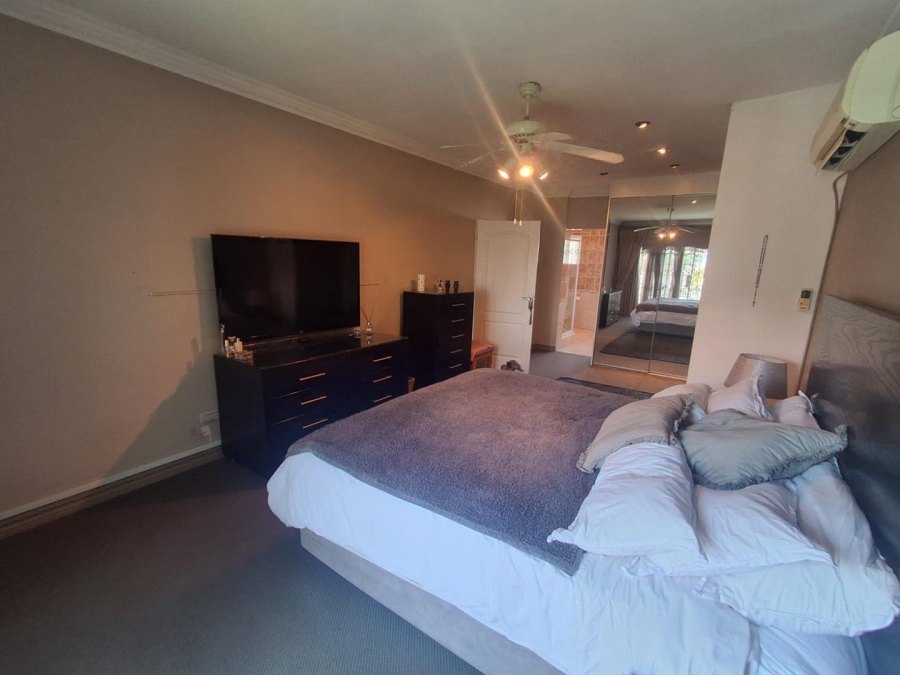 4 Bedroom Property for Sale in Glenvista Gauteng