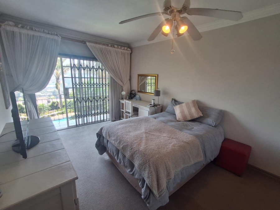 4 Bedroom Property for Sale in Glenvista Gauteng