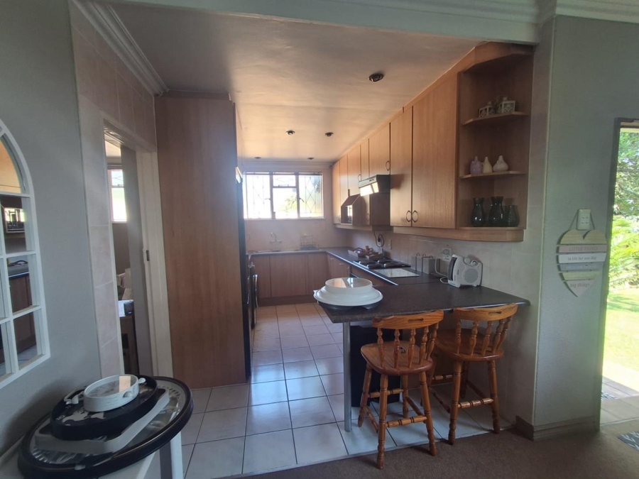 4 Bedroom Property for Sale in Glenvista Gauteng