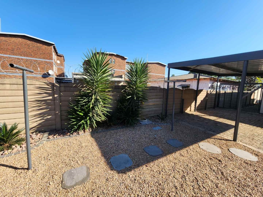 0 Bedroom Property for Sale in Daspoort Gauteng