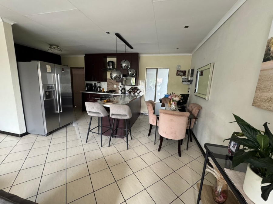 To Let 3 Bedroom Property for Rent in Kosmosdal Gauteng