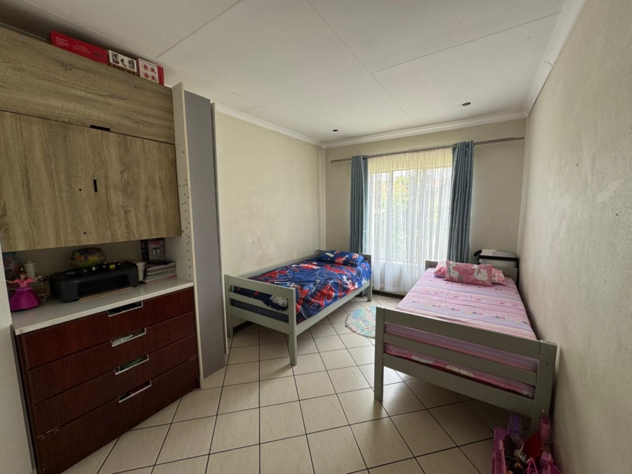 To Let 3 Bedroom Property for Rent in Kosmosdal Gauteng