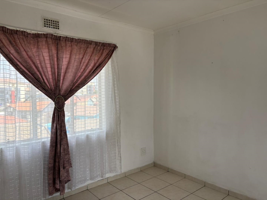 To Let 2 Bedroom Property for Rent in Florida Gauteng