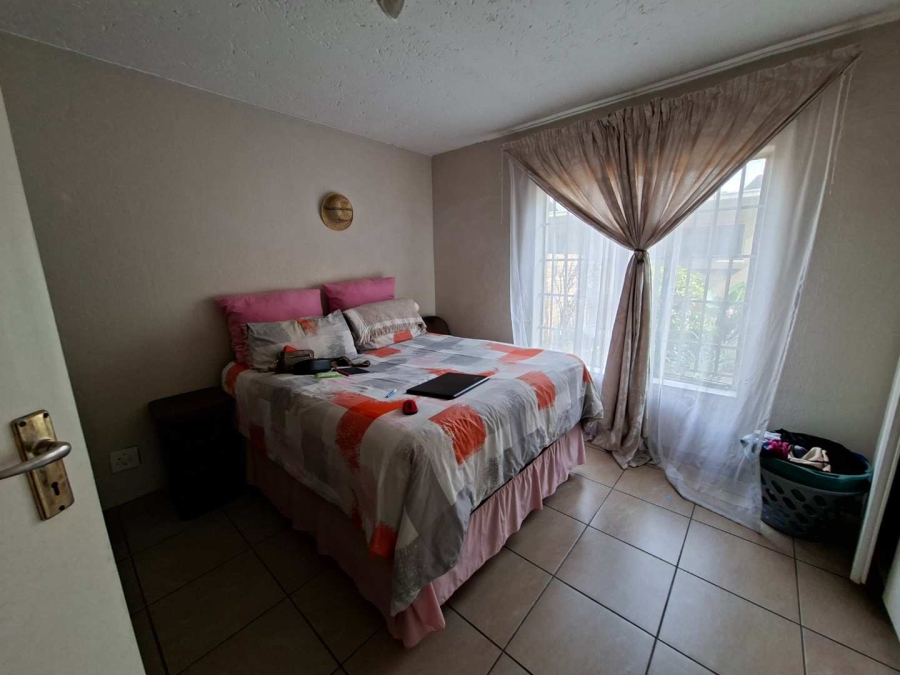 2 Bedroom Property for Sale in Rietfontein Gauteng