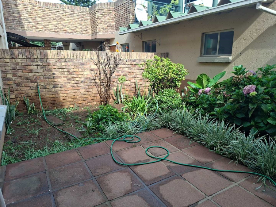 2 Bedroom Property for Sale in Rietfontein Gauteng