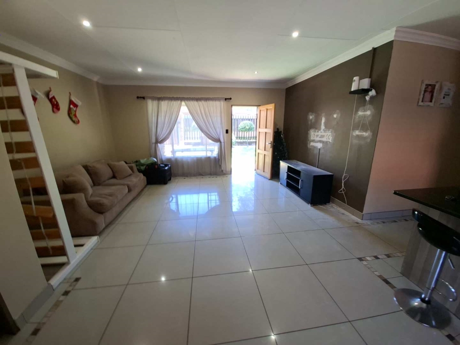 3 Bedroom Property for Sale in Wonderboom South Gauteng