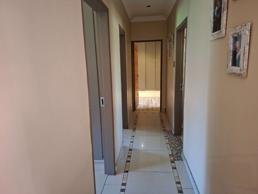 3 Bedroom Property for Sale in Wonderboom South Gauteng