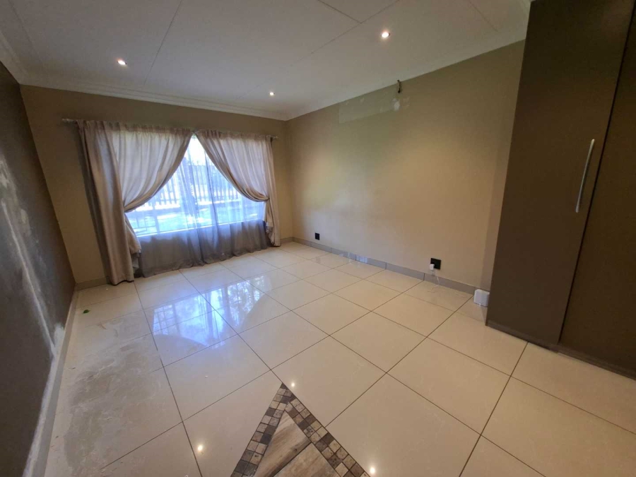 3 Bedroom Property for Sale in Wonderboom South Gauteng