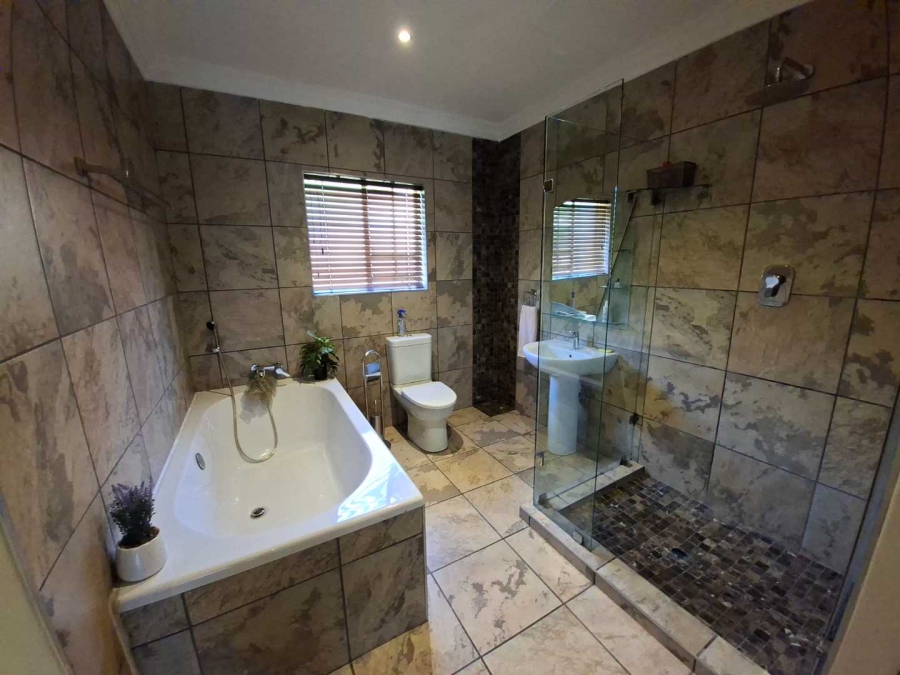 3 Bedroom Property for Sale in Wonderboom South Gauteng