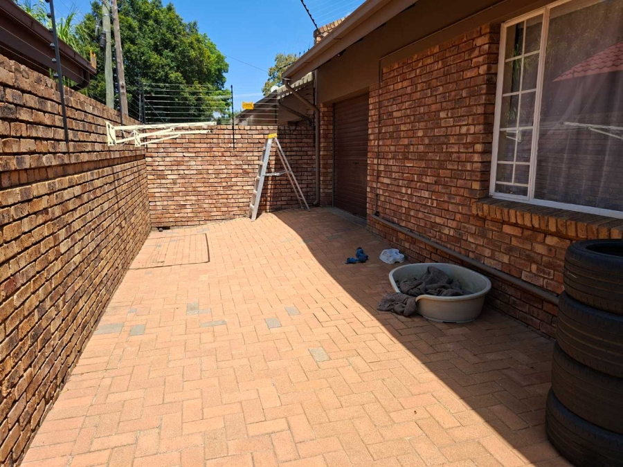 3 Bedroom Property for Sale in Wonderboom South Gauteng