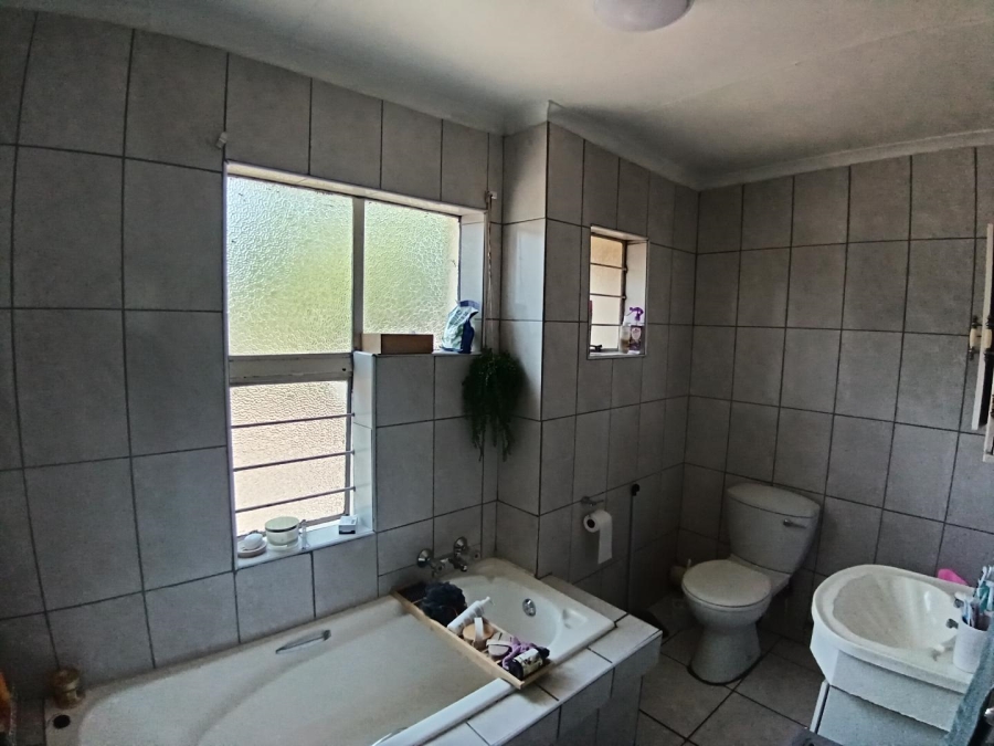3 Bedroom Property for Sale in Clubview Gauteng