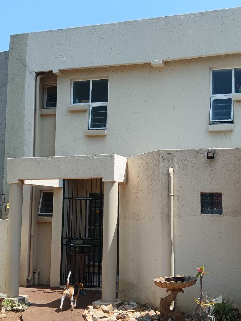 3 Bedroom Property for Sale in Clubview Gauteng