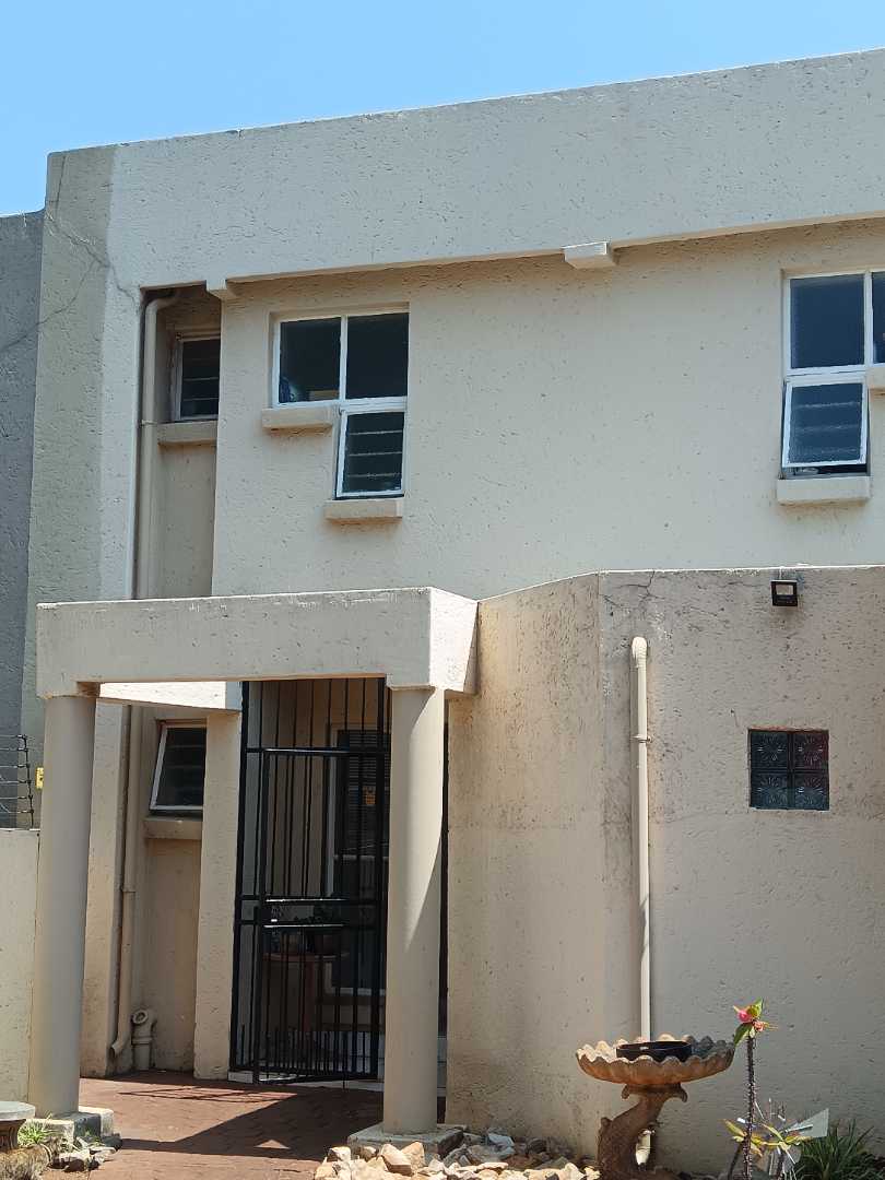 3 Bedroom Property for Sale in Clubview Gauteng