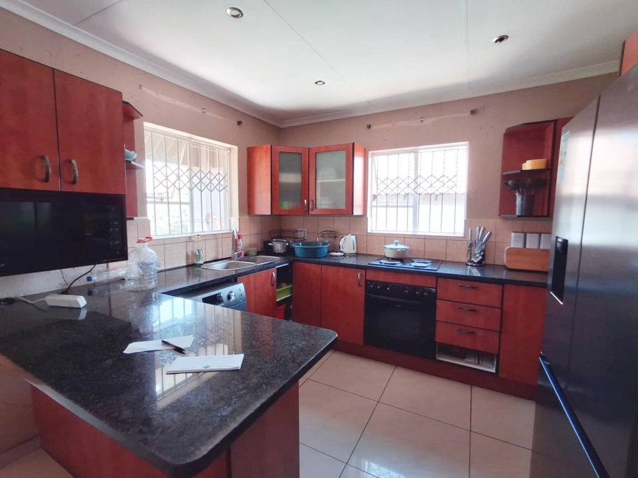 0 Bedroom Property for Sale in Birchleigh North Gauteng