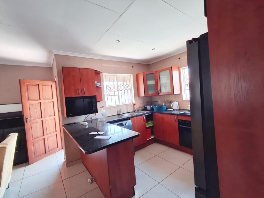 0 Bedroom Property for Sale in Birchleigh North Gauteng