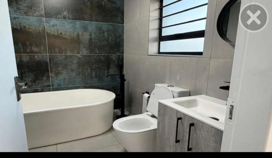 3 Bedroom Property for Sale in Lakefield Gauteng