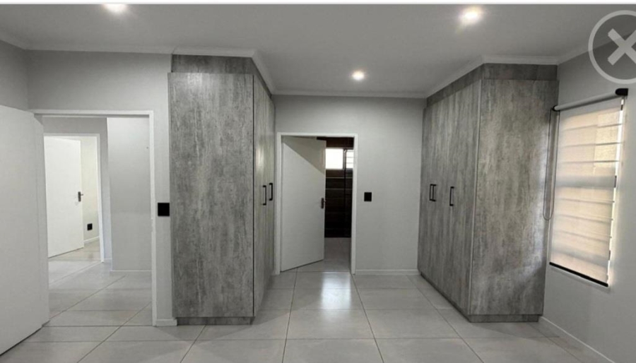 3 Bedroom Property for Sale in Lakefield Gauteng