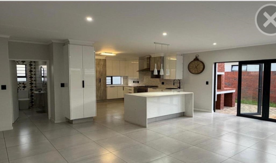 3 Bedroom Property for Sale in Lakefield Gauteng