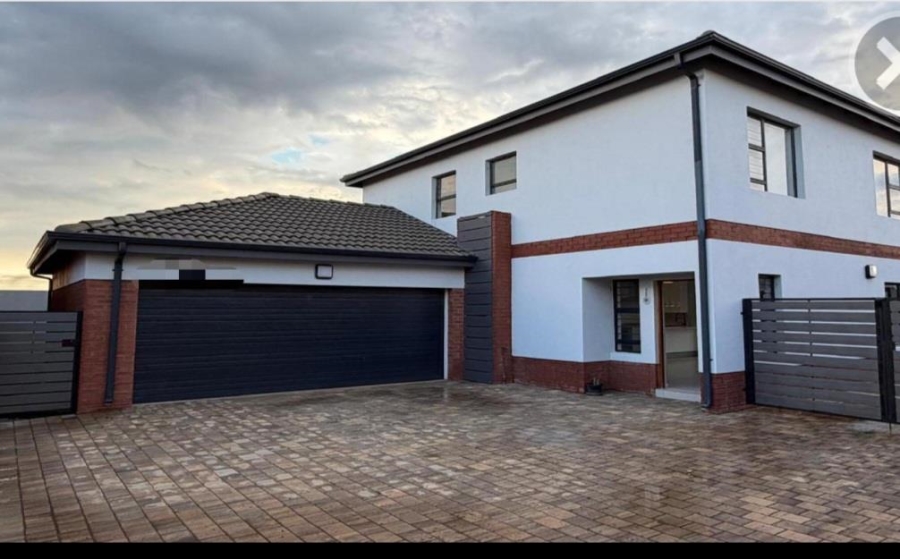 3 Bedroom Property for Sale in Lakefield Gauteng