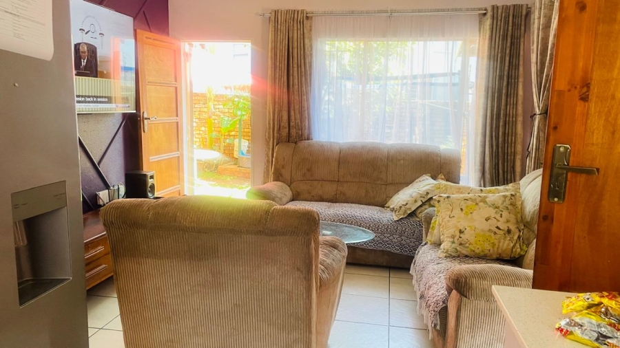 3 Bedroom Property for Sale in Birchleigh Gauteng