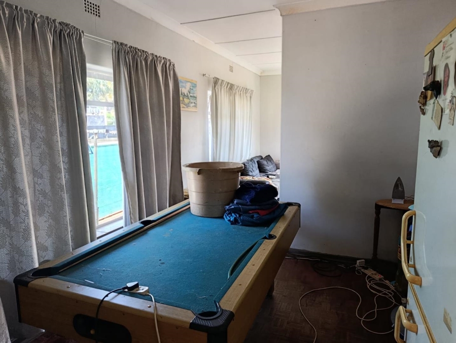 5 Bedroom Property for Sale in Rhodesfield Gauteng